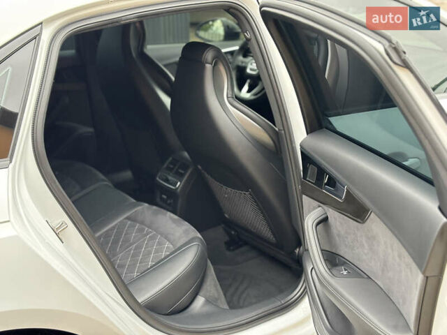 Белый Ауди С4, объемом двигателя 3 л и пробегом 27 тыс. км за 35000 $, фото 22 на Automoto.ua