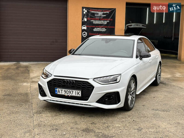 Белый Ауди С4, объемом двигателя 3 л и пробегом 27 тыс. км за 35000 $, фото 1 на Automoto.ua