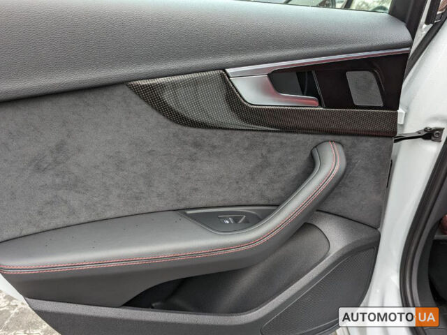 Белый Ауди С4, объемом двигателя 3 л и пробегом 6 тыс. км за 42000 $, фото 20 на Automoto.ua