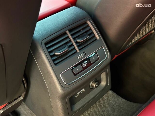 Белый Ауди С4, объемом двигателя 3 л и пробегом 11 тыс. км за 35990 $, фото 18 на Automoto.ua