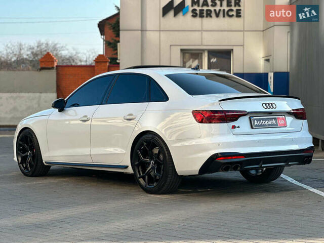 Белый Ауди С4, объемом двигателя 3 л и пробегом 11 тыс. км за 35990 $, фото 5 на Automoto.ua