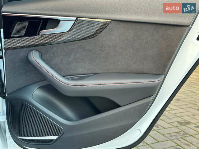 Белый Ауди С4, объемом двигателя 3 л и пробегом 11 тыс. км за 35990 $, фото 20 на Automoto.ua