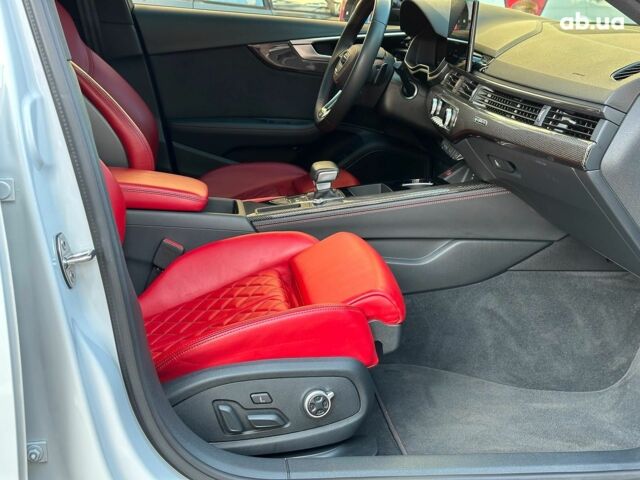 Белый Ауди С4, объемом двигателя 3 л и пробегом 11 тыс. км за 35990 $, фото 24 на Automoto.ua