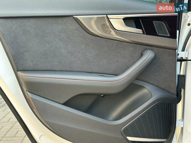 Белый Ауди С4, объемом двигателя 3 л и пробегом 11 тыс. км за 35990 $, фото 17 на Automoto.ua