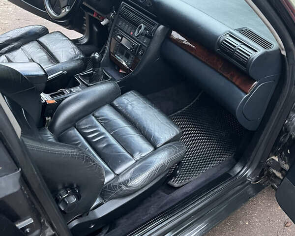 Черный Ауди С4, объемом двигателя 2.23 л и пробегом 450 тыс. км за 5500 $, фото 23 на Automoto.ua