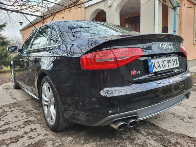 Чорний Ауді S4, об'ємом двигуна 3 л та пробігом 110 тис. км за 13900 $, фото 1 на Automoto.ua