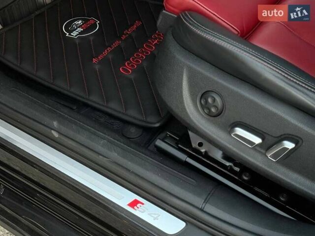 Чорний Ауді С4, об'ємом двигуна 3 л та пробігом 76 тис. км за 21500 $, фото 19 на Automoto.ua