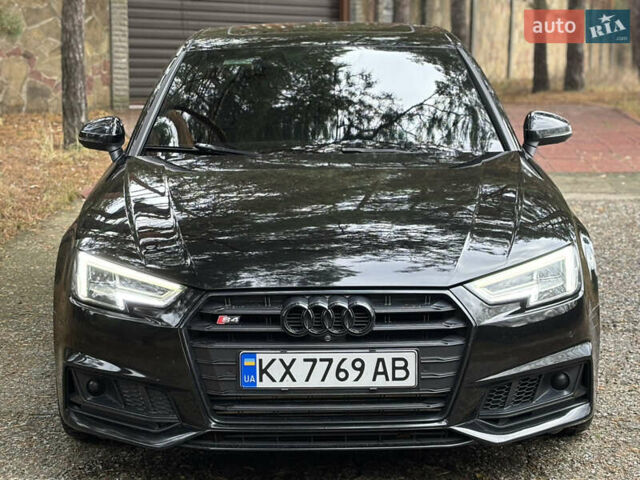 Черный Ауди С4, объемом двигателя 3 л и пробегом 91 тыс. км за 26900 $, фото 1 на Automoto.ua