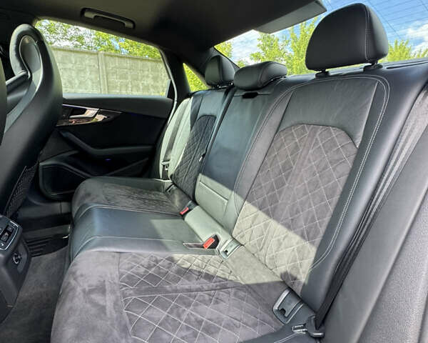 Черный Ауди С4, объемом двигателя 3 л и пробегом 60 тыс. км за 28500 $, фото 17 на Automoto.ua