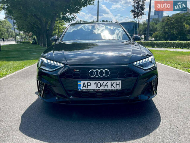 Черный Ауди С4, объемом двигателя 3 л и пробегом 160 тыс. км за 29500 $, фото 1 на Automoto.ua