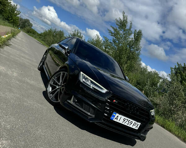 Черный Ауди С4, объемом двигателя 3 л и пробегом 60 тыс. км за 28500 $, фото 1 на Automoto.ua