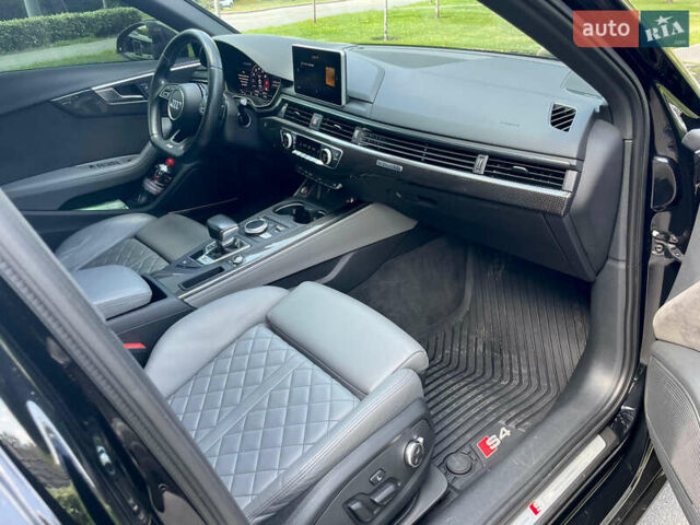 Черный Ауди С4, объемом двигателя 3 л и пробегом 160 тыс. км за 29500 $, фото 12 на Automoto.ua