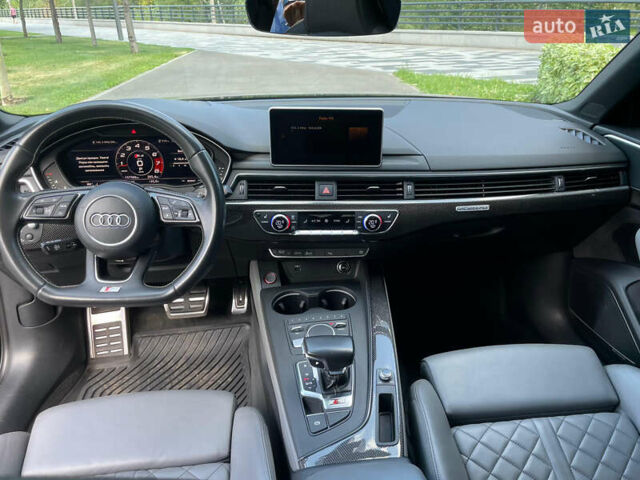 Черный Ауди С4, объемом двигателя 3 л и пробегом 160 тыс. км за 29500 $, фото 7 на Automoto.ua