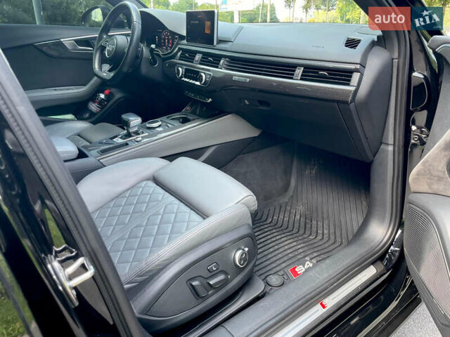 Черный Ауди С4, объемом двигателя 3 л и пробегом 160 тыс. км за 29500 $, фото 17 на Automoto.ua