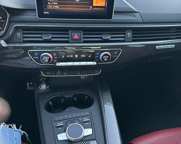 Чорний Ауді С4, об'ємом двигуна 3 л та пробігом 134 тис. км за 24450 $, фото 28 на Automoto.ua