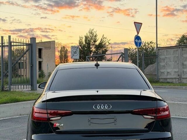 Чорний Ауді С4, об'ємом двигуна 3 л та пробігом 150 тис. км за 26300 $, фото 9 на Automoto.ua