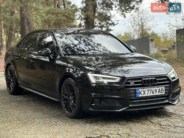 Черный Ауди С4, объемом двигателя 3 л и пробегом 91 тыс. км за 26900 $, фото 2 на Automoto.ua