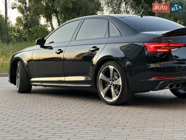 Черный Ауди С4, объемом двигателя 3 л и пробегом 66 тыс. км за 25500 $, фото 5 на Automoto.ua