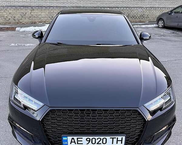 Чорний Ауді S4, об'ємом двигуна 3 л та пробігом 67 тис. км за 35500 $, фото 5 на Automoto.ua