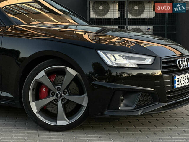 Чорний Ауді С4, об'ємом двигуна 3 л та пробігом 66 тис. км за 23999 $, фото 9 на Automoto.ua