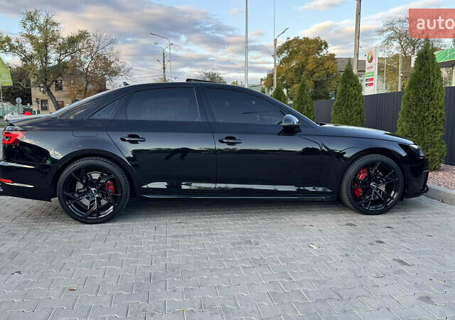 Черный Ауди С4, объемом двигателя 3 л и пробегом 87 тыс. км за 29999 $, фото 13 на Automoto.ua