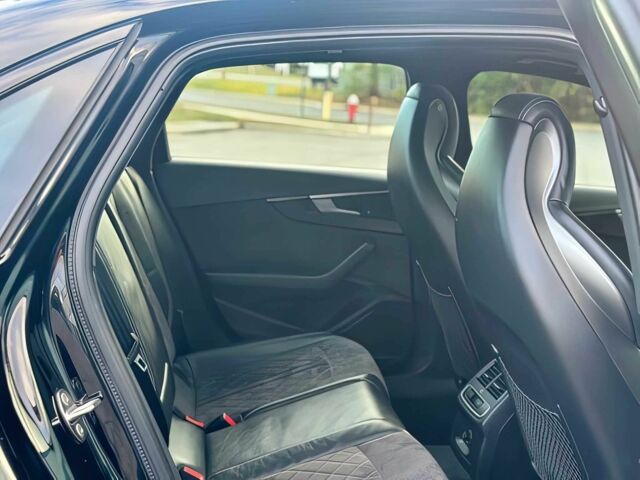 Черный Ауди С4, объемом двигателя 3 л и пробегом 47 тыс. км за 14500 $, фото 12 на Automoto.ua