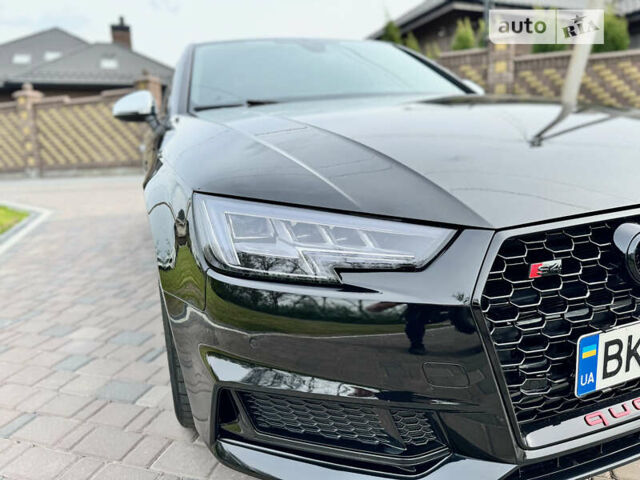 Чорний Ауді S4, об'ємом двигуна 3 л та пробігом 46 тис. км за 37200 $, фото 3 на Automoto.ua