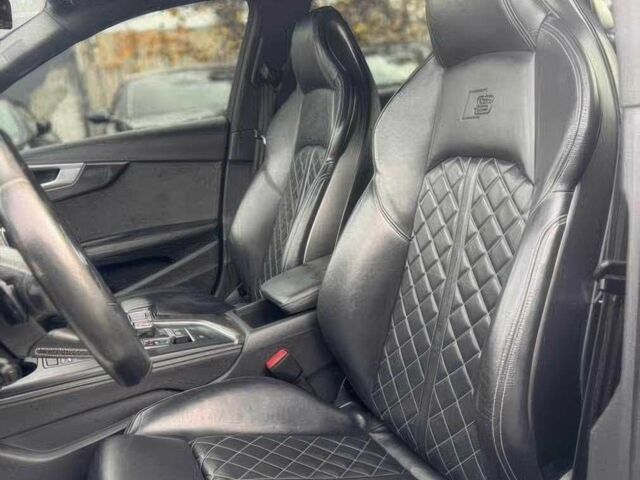 Черный Ауди С4, объемом двигателя 3 л и пробегом 32 тыс. км за 10000 $, фото 15 на Automoto.ua