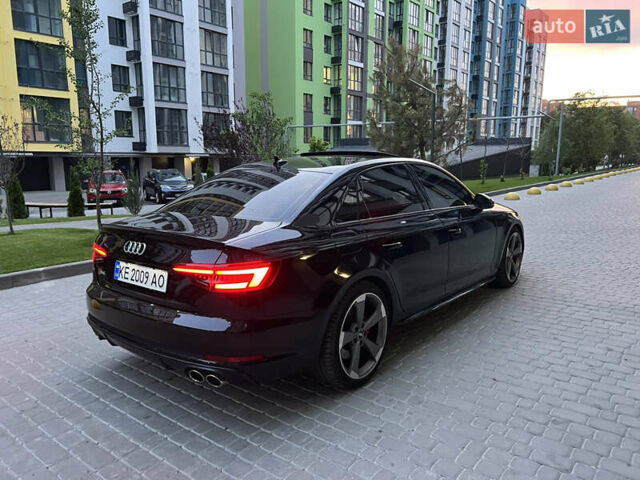 Черный Ауди С4, объемом двигателя 3 л и пробегом 53 тыс. км за 31900 $, фото 1 на Automoto.ua