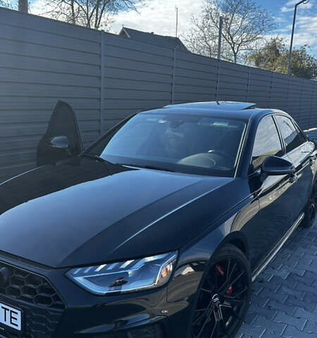 Черный Ауди С4, объемом двигателя 3 л и пробегом 70 тыс. км за 37000 $, фото 1 на Automoto.ua