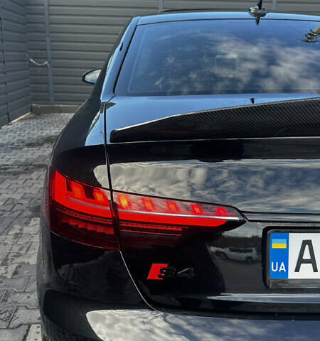 Черный Ауди С4, объемом двигателя 3 л и пробегом 70 тыс. км за 37000 $, фото 4 на Automoto.ua