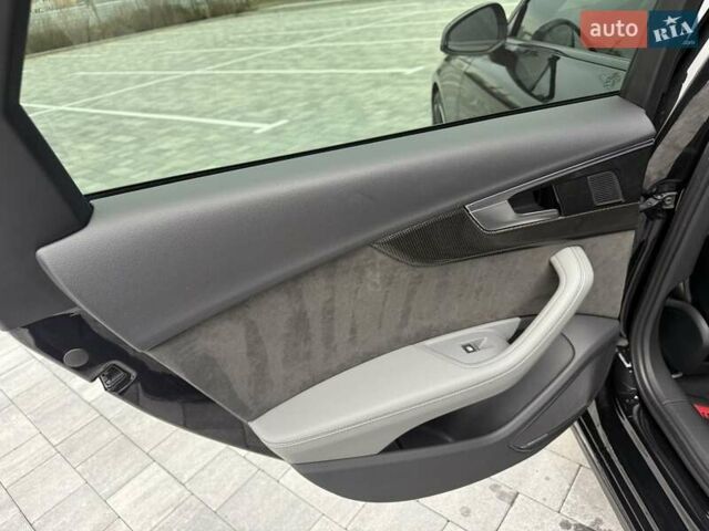 Чорний Ауді С4, об'ємом двигуна 3 л та пробігом 47 тис. км за 31999 $, фото 23 на Automoto.ua
