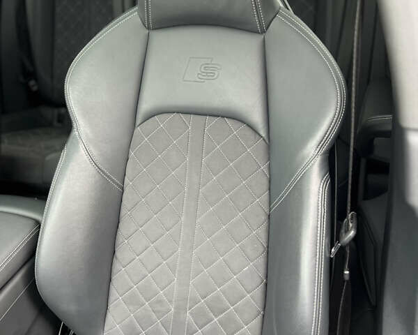 Черный Ауди С4, объемом двигателя 3 л и пробегом 43 тыс. км за 44000 $, фото 20 на Automoto.ua