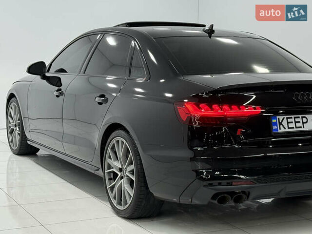Черный Ауди С4, объемом двигателя 3 л и пробегом 15 тыс. км за 44990 $, фото 13 на Automoto.ua