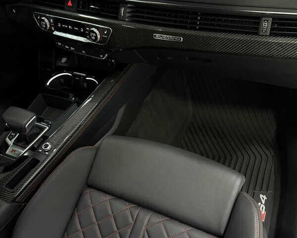 Черный Ауди С4, объемом двигателя 3 л и пробегом 15 тыс. км за 44990 $, фото 34 на Automoto.ua