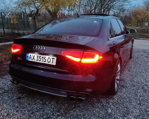 Красный Ауди С4, объемом двигателя 3 л и пробегом 154 тыс. км за 14500 $, фото 6 на Automoto.ua