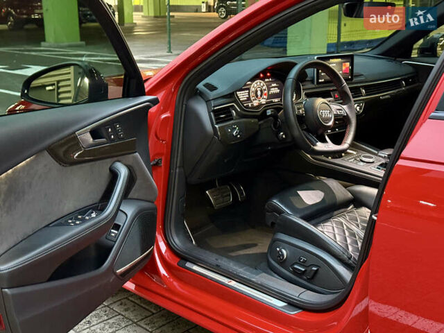 Красный Ауди С4, объемом двигателя 3 л и пробегом 134 тыс. км за 23600 $, фото 13 на Automoto.ua