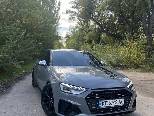 Красный Ауди С4, объемом двигателя 3 л и пробегом 85 тыс. км за 26500 $, фото 4 на Automoto.ua