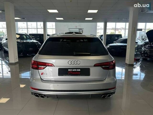 Ауди С4, объемом двигателя 3 л и пробегом 36 тыс. км за 43000 $, фото 5 на Automoto.ua