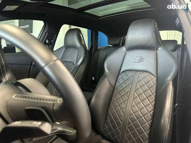 Ауди С4, объемом двигателя 3 л и пробегом 36 тыс. км за 43000 $, фото 11 на Automoto.ua