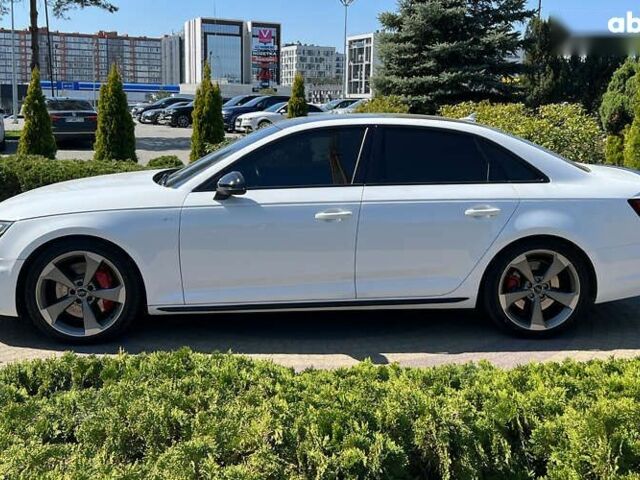 Ауди С4, объемом двигателя 3 л и пробегом 112 тыс. км за 27300 $, фото 3 на Automoto.ua