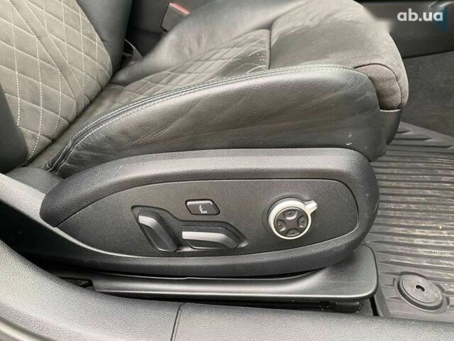 Ауди С4, объемом двигателя 3 л и пробегом 70 тыс. км за 40000 $, фото 27 на Automoto.ua