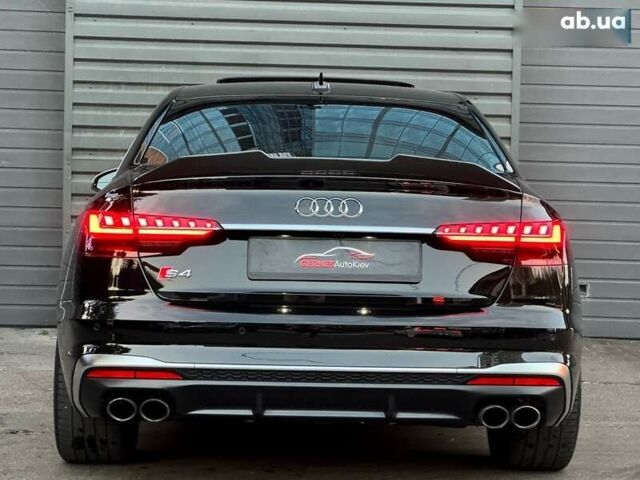 Ауді С4, об'ємом двигуна 3 л та пробігом 24 тис. км за 39900 $, фото 7 на Automoto.ua