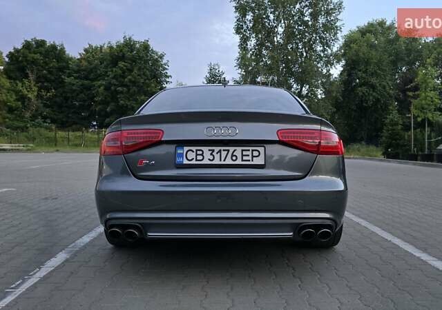 Серый Ауди С4, объемом двигателя 3 л и пробегом 156 тыс. км за 16500 $, фото 2 на Automoto.ua
