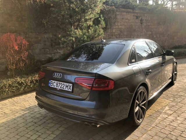 Сірий Ауді S4, об'ємом двигуна 3 л та пробігом 160 тис. км за 17900 $, фото 2 на Automoto.ua