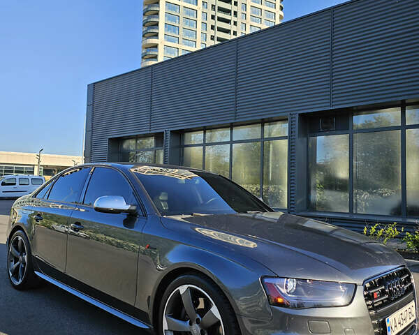 Серый Ауди С4, объемом двигателя 3 л и пробегом 190 тыс. км за 16900 $, фото 1 на Automoto.ua