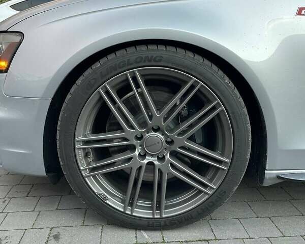 Серый Ауди С4, объемом двигателя 3 л и пробегом 165 тыс. км за 18000 $, фото 7 на Automoto.ua