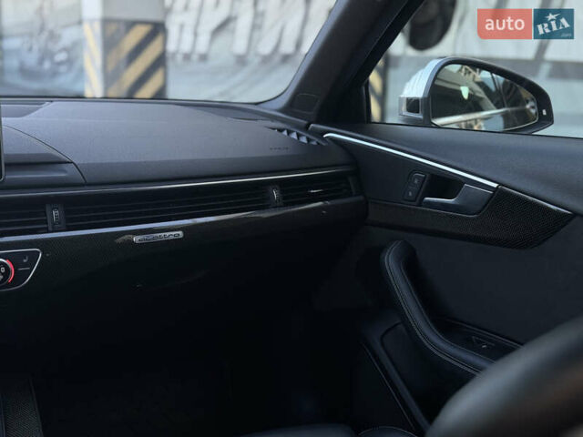 Сірий Ауді С4, об'ємом двигуна 3 л та пробігом 96 тис. км за 35999 $, фото 36 на Automoto.ua