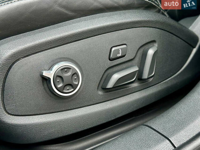 Серый Ауди С4, объемом двигателя 3 л и пробегом 125 тыс. км за 26900 $, фото 42 на Automoto.ua