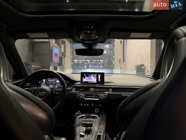 Сірий Ауді С4, об'ємом двигуна 3 л та пробігом 110 тис. км за 26500 $, фото 47 на Automoto.ua